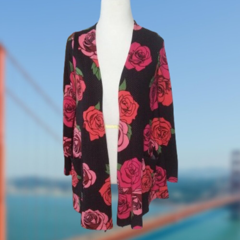 LulaRoe roses pattern open cardigan two pockets XS very pretty